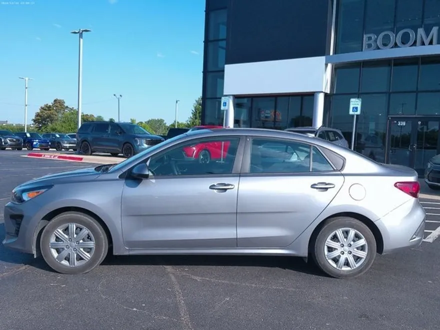 2023 Kia Rio S photo 1