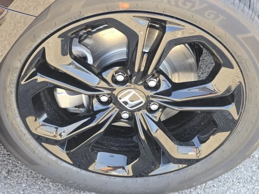 2025 Honda Accord SE photo 1