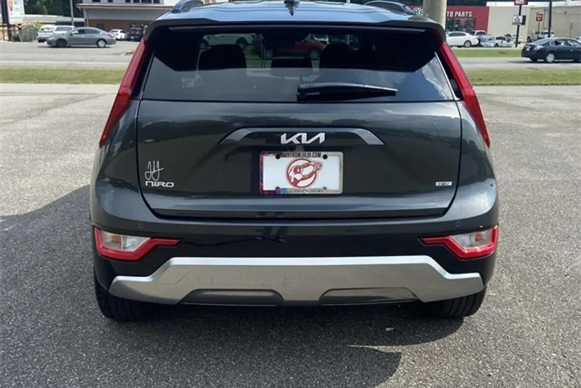 2025 Kia Niro EX Touring photo 1