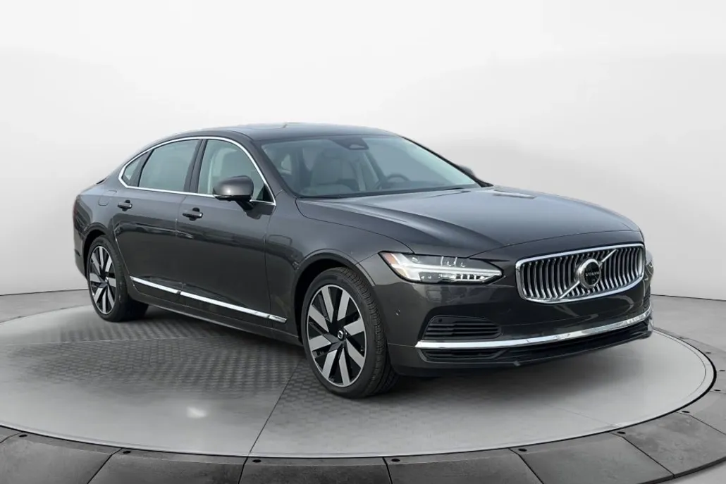 2024 Volvo S90 T8 Ultimate photo 1
