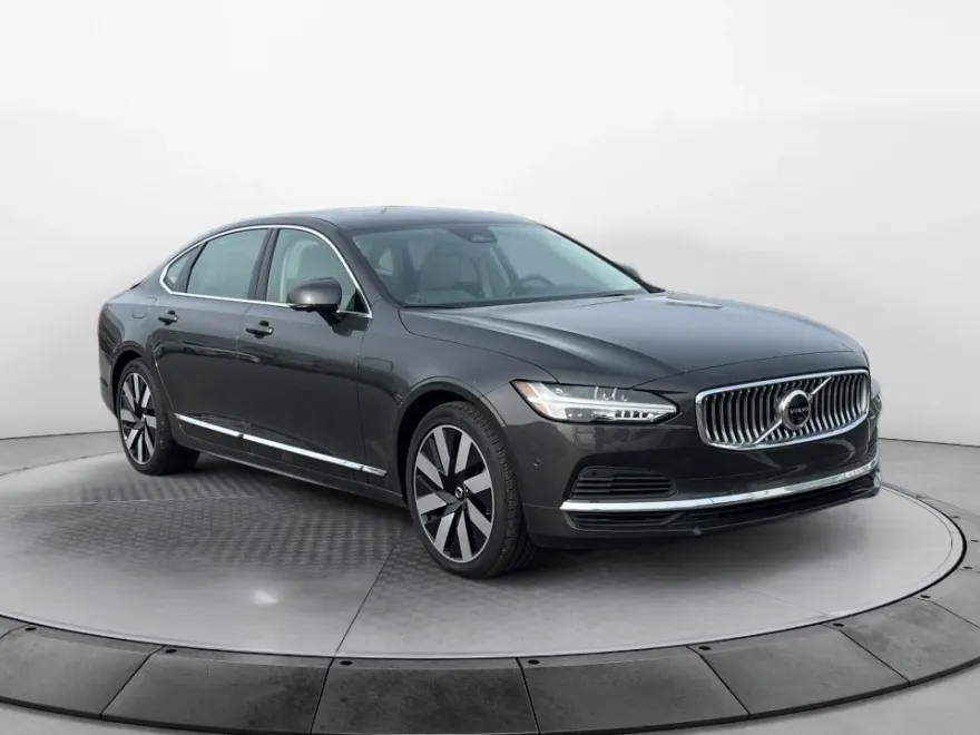 2024 Volvo S90 T8 Ultimate photo 1