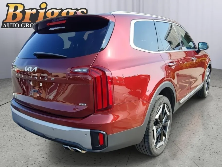 2023 Kia Telluride S photo 1