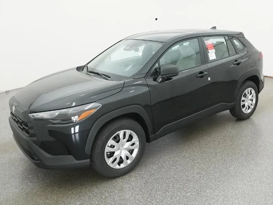 2026 Toyota Corolla Cross L photo 1