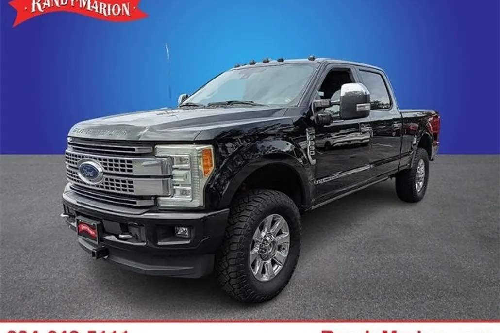 2017 Ford F-350 Platinum photo 1