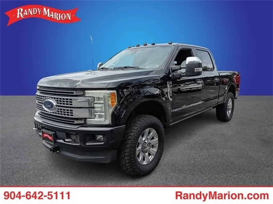 2017 Ford F-350 Platinum photo 1