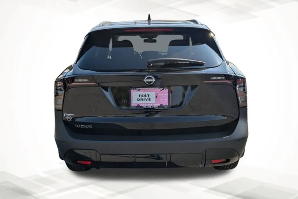 2026 Nissan Kicks SV photo 1