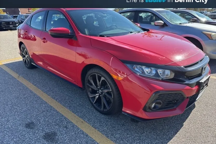2018 Honda Civic Sport photo 1