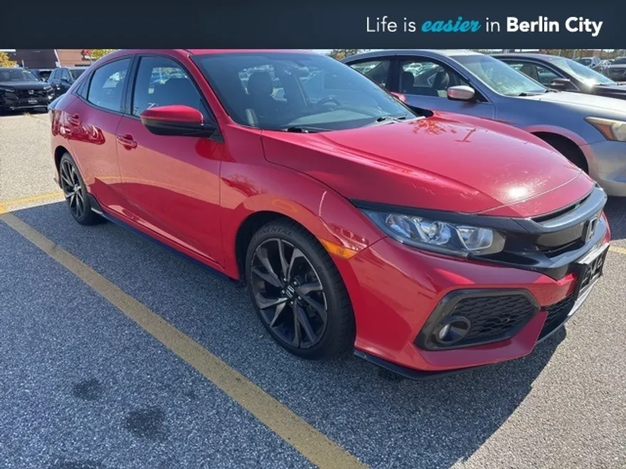 2018 Honda Civic Sport photo 1