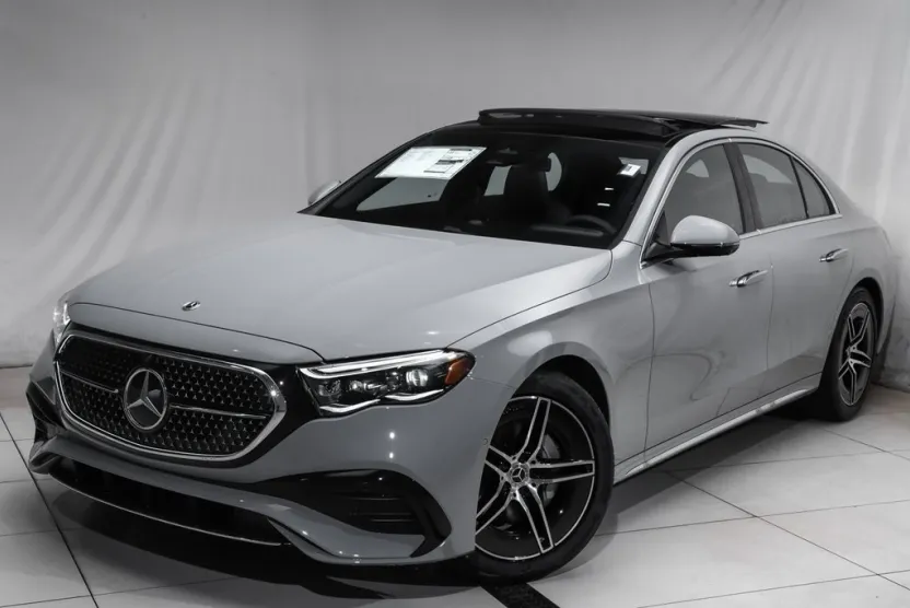 2026 Mercedes Benz E 350 4MATIC Sedan photo 1
