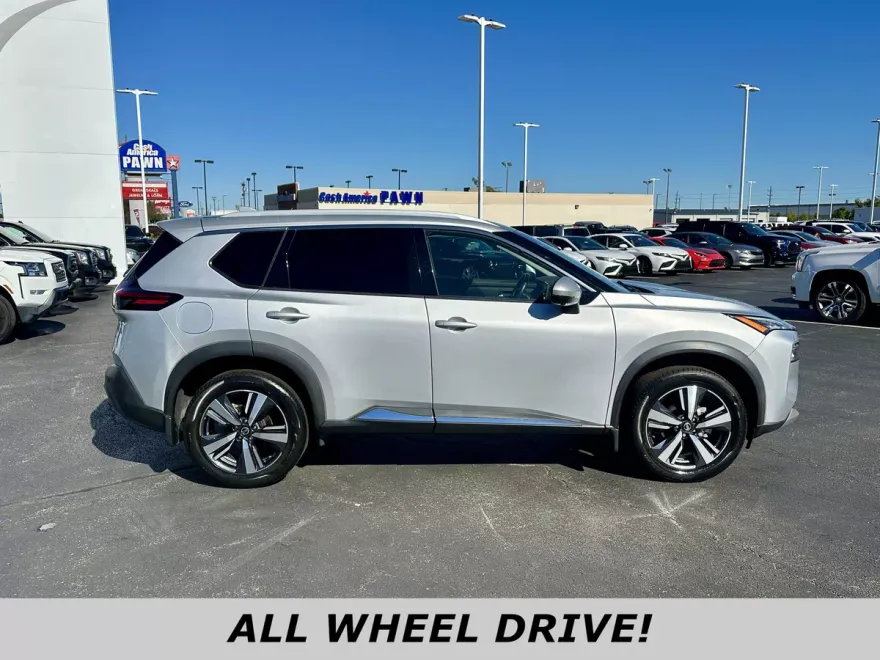 2021 Nissan Rogue AWD SL photo 1