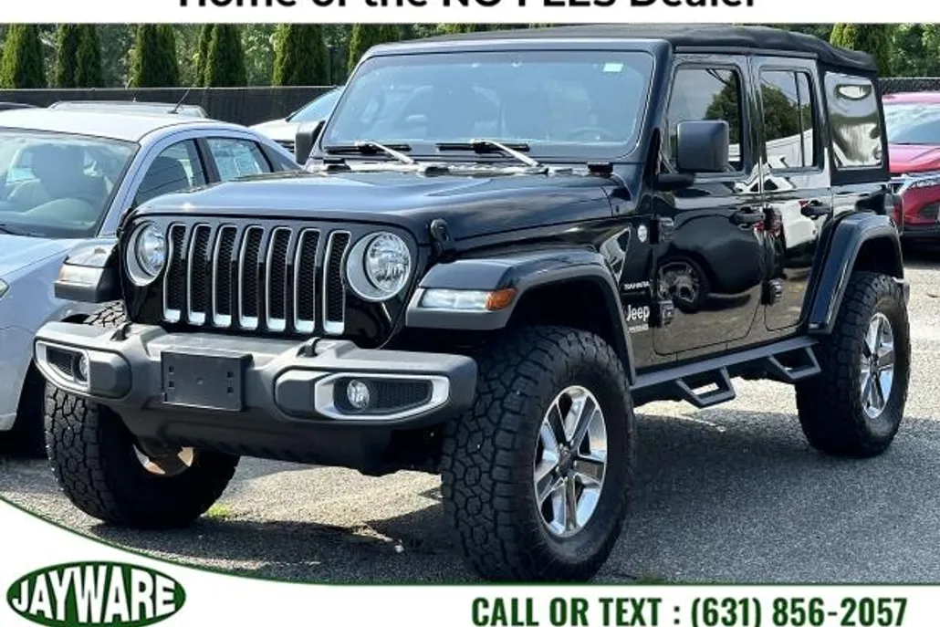 2018 Jeep Wrangler Unlimited Sahara photo 1