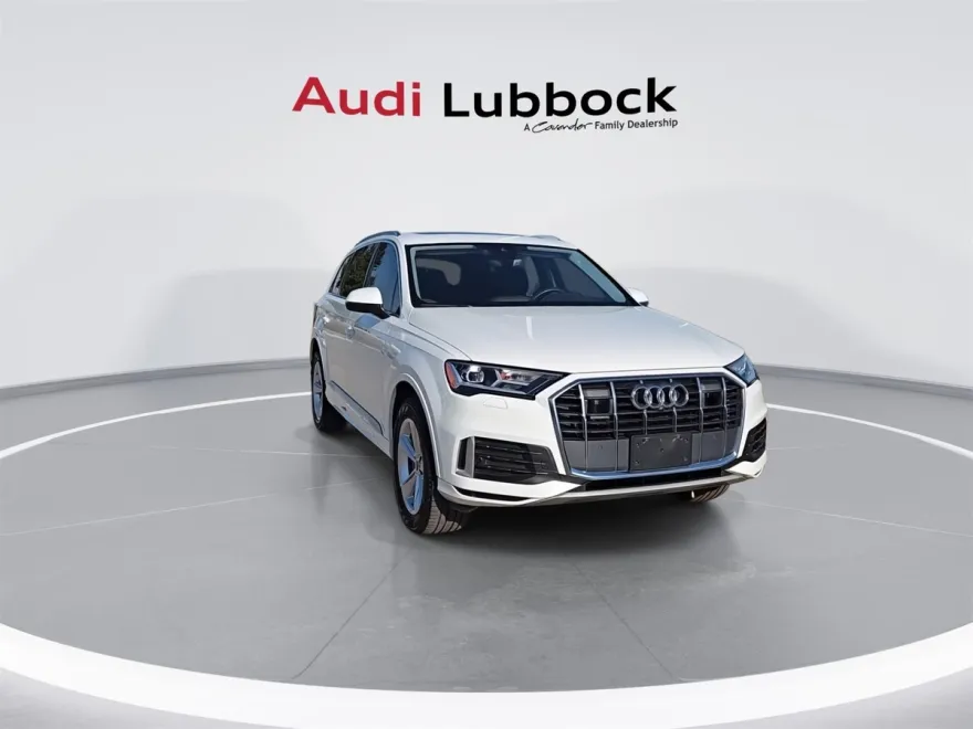 2024 Audi Q7 45 Premium photo 1