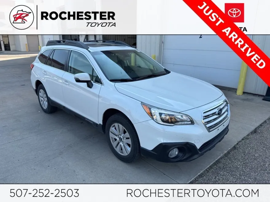 2017 Subaru Outback 2.5i photo 1