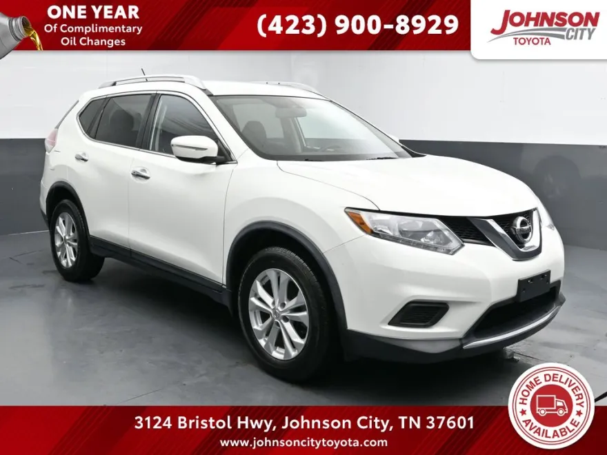 2016 Nissan Rogue SV photo 1
