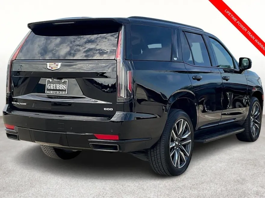 2024 Cadillac Escalade Sport photo 1