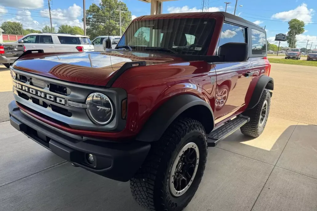 2024 Ford Bronco Big Bend photo 1