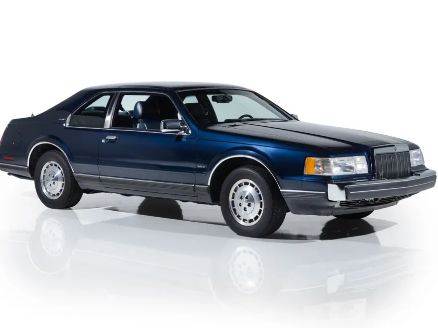 1987 Lincoln Mark Series photo 1
