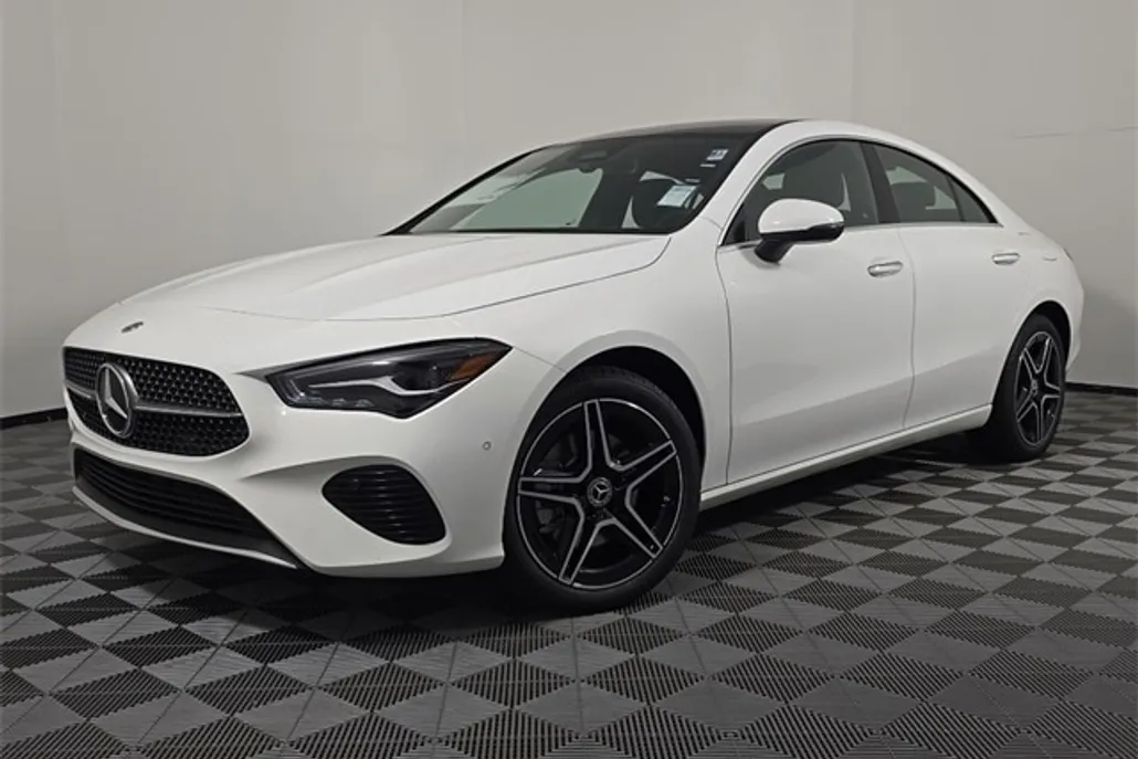 2026 Mercedes Benz CLA 250 4MATIC photo 1