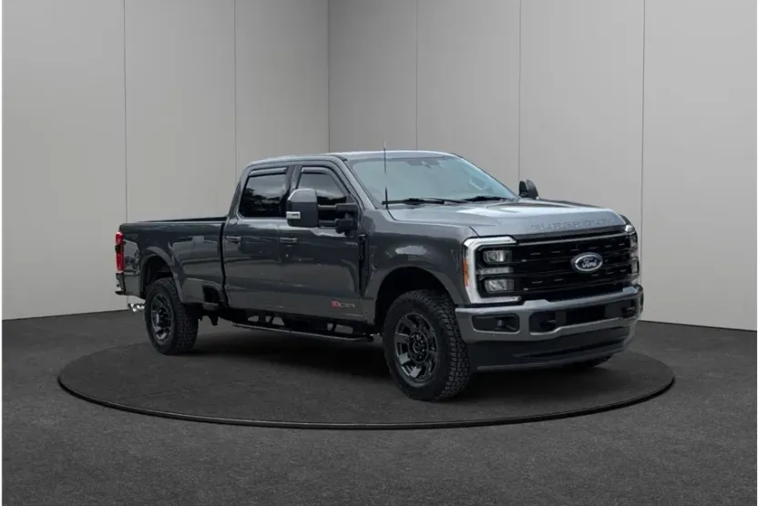 2023 Ford F-350 photo 1
