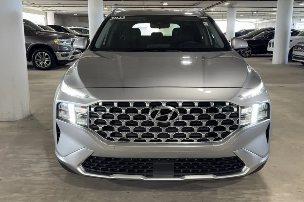 2022 Hyundai Santa Fe SEL photo 1
