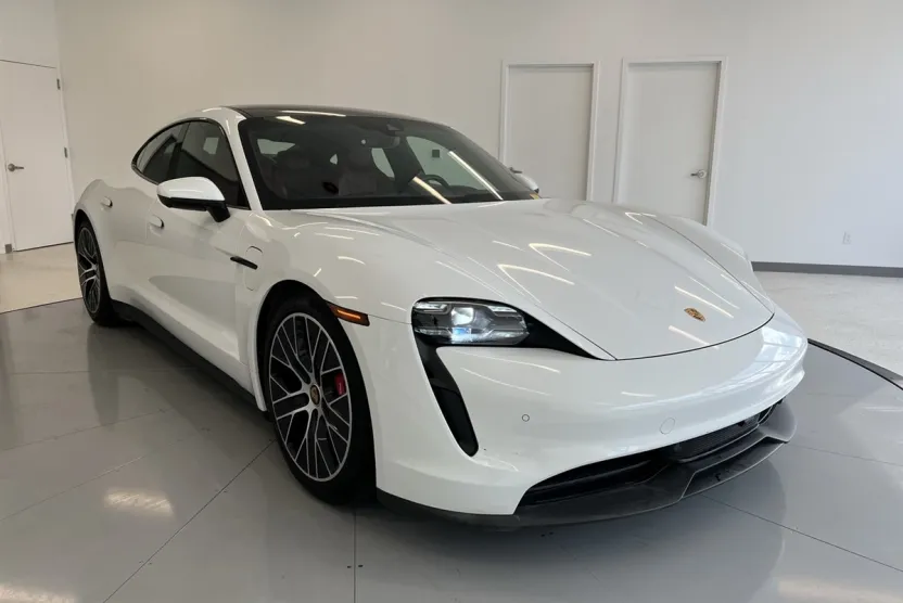 2021 Porsche Taycan 4S photo 1