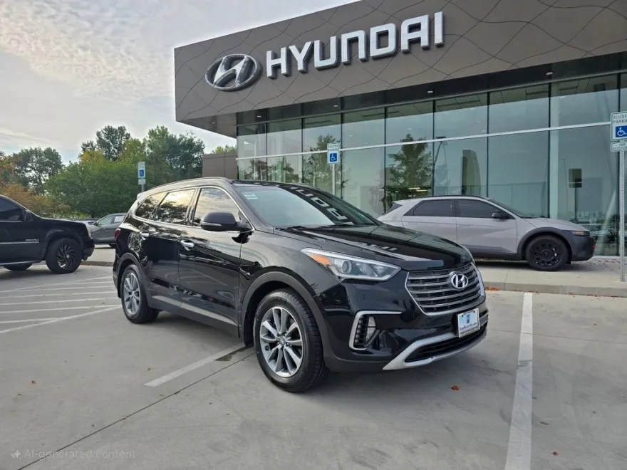 2017 Hyundai Santa Fe SE photo 1