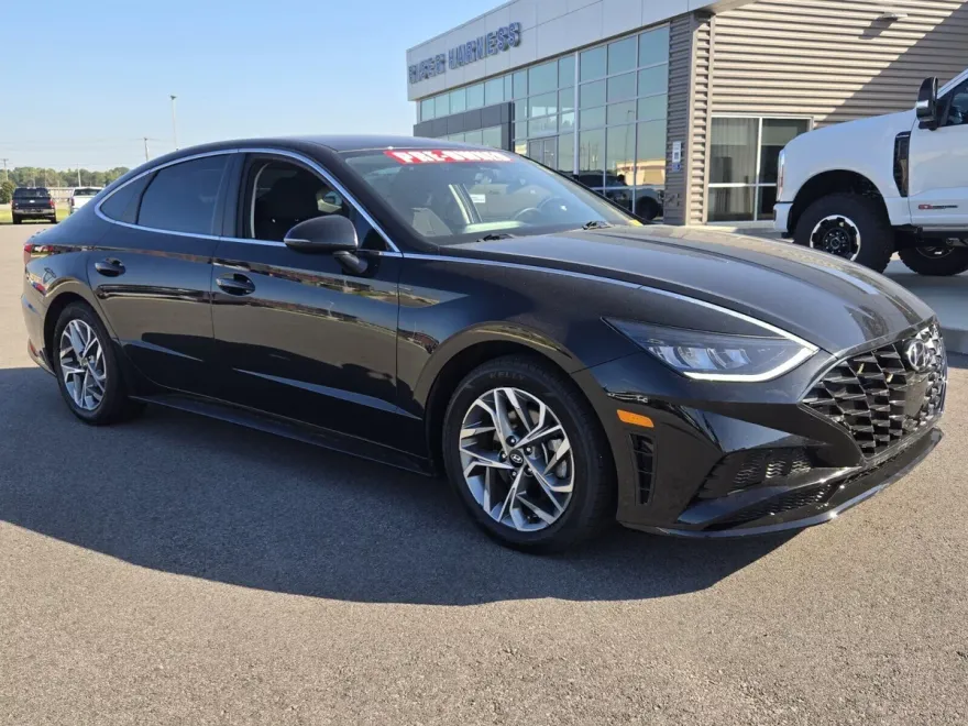 2023 Hyundai Sonata SEL photo 1