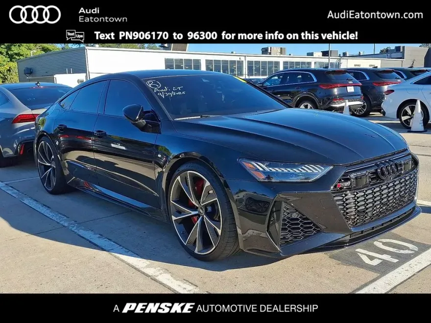 2023 Audi RS 7 Base photo 1