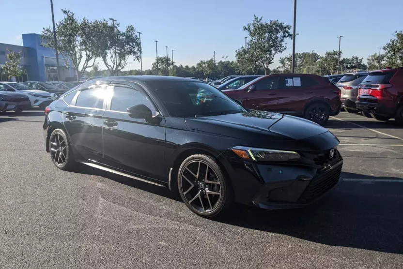 2022 Honda Civic Sport Touring Hatchback photo 1