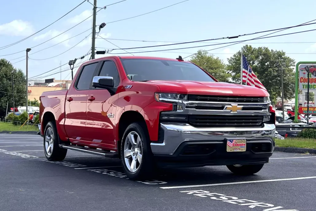 2019 Chevrolet Silverado 1500 LT photo 1