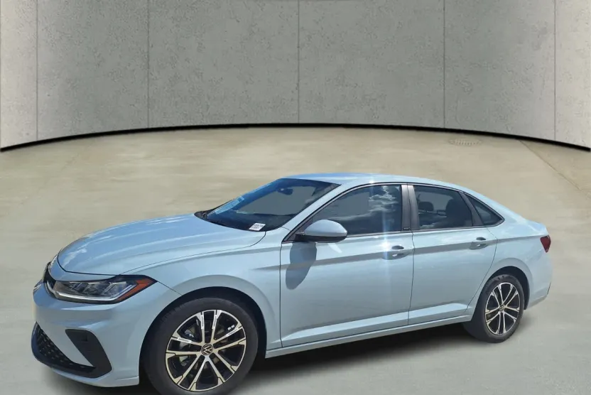 2026 Volkswagen Jetta Sport photo 1