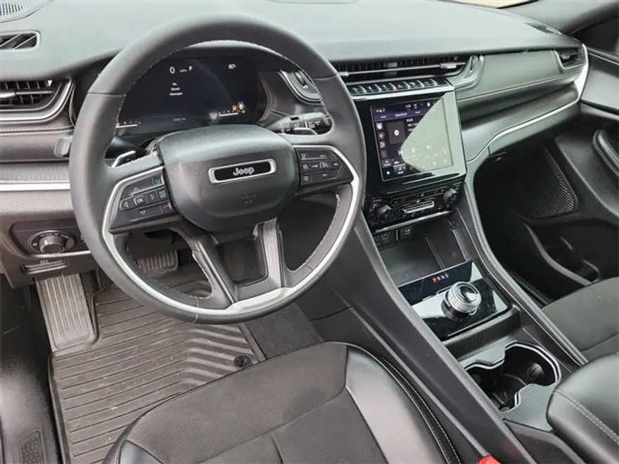 2023 Jeep Grand Cherokee Altitude photo 1