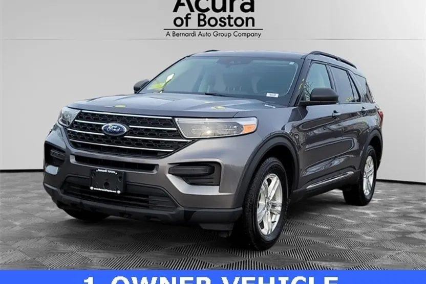 2022 Ford Explorer XLT photo 1
