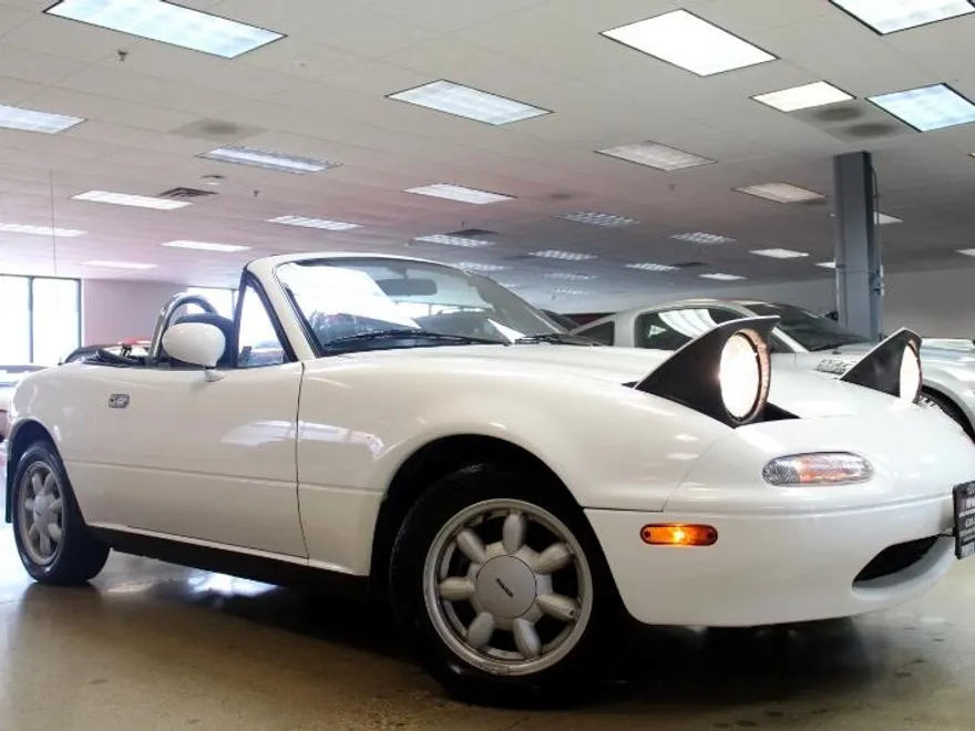 1990 Mazda MX-5 Miata Miata Base photo 1