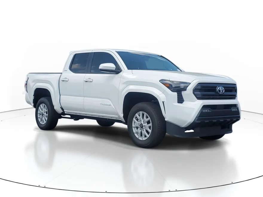 2025 Toyota Tacoma SR5 photo 1