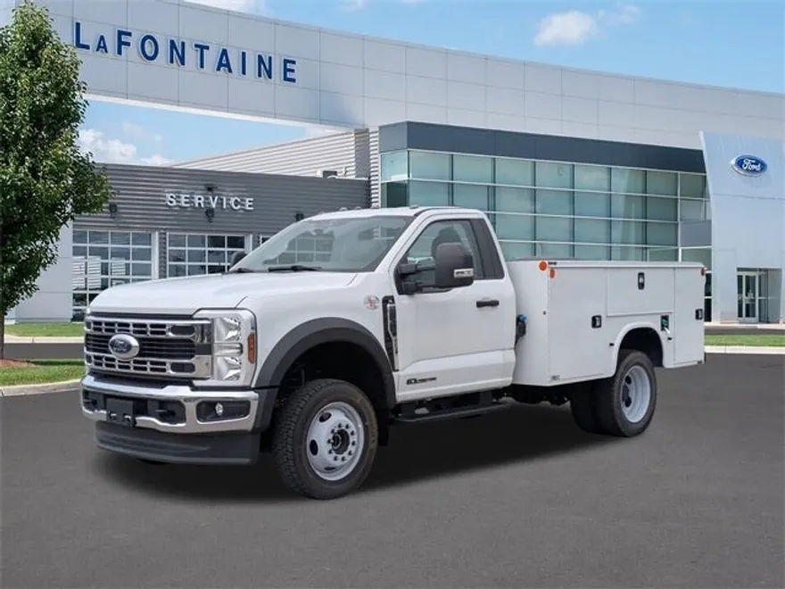 2024 Ford F-550 photo 1