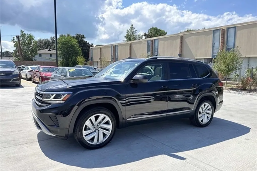 2021 Volkswagen Atlas SEL photo 1