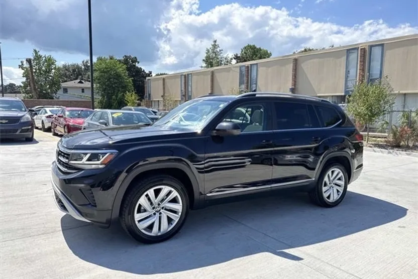 2021 Volkswagen Atlas SEL photo 1