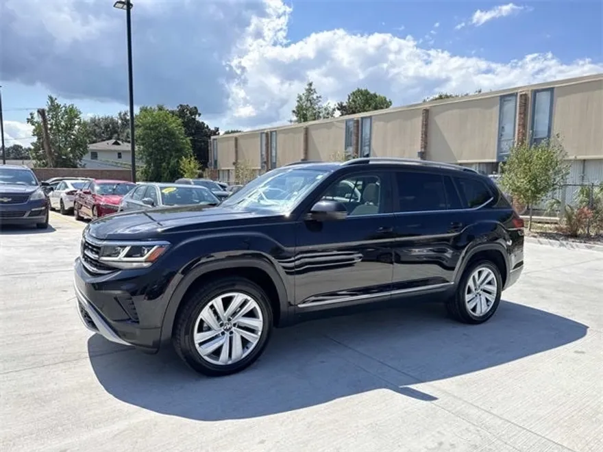 2021 Volkswagen Atlas SEL photo 1