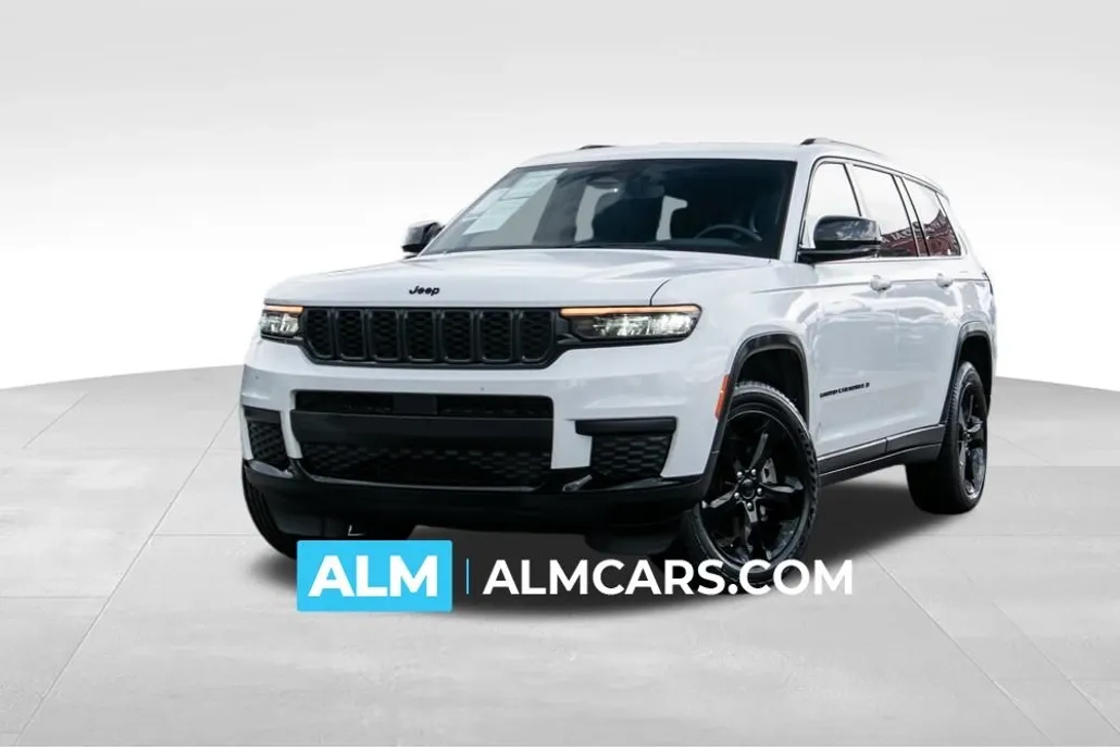 2023 Jeep Grand Cherokee Altitude photo 1