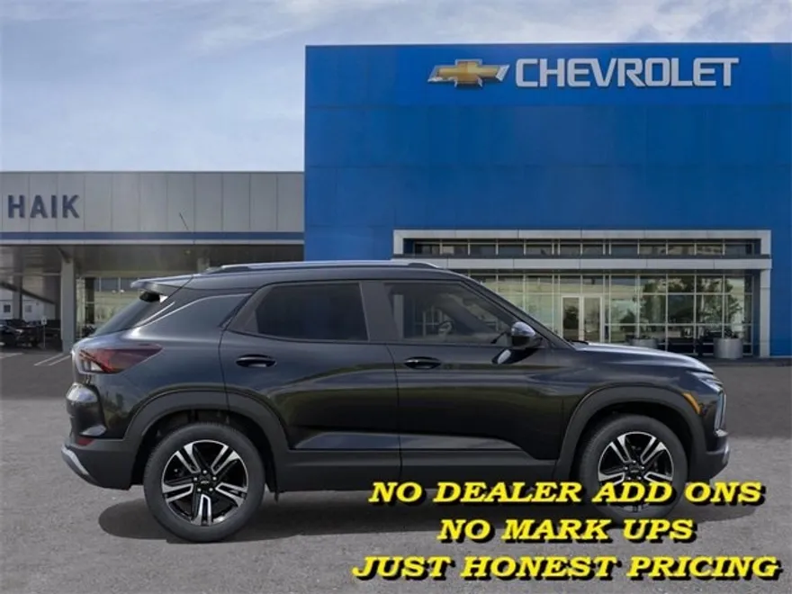2026 Chevrolet Trailblazer LT photo 1