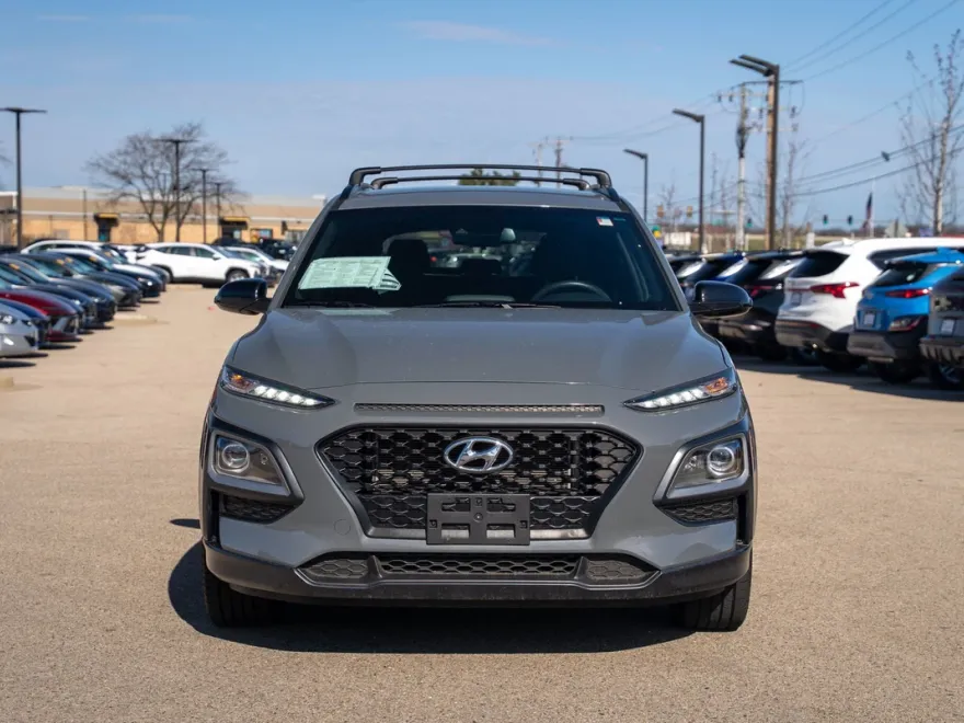 2021 Hyundai Kona SEL Plus photo 1