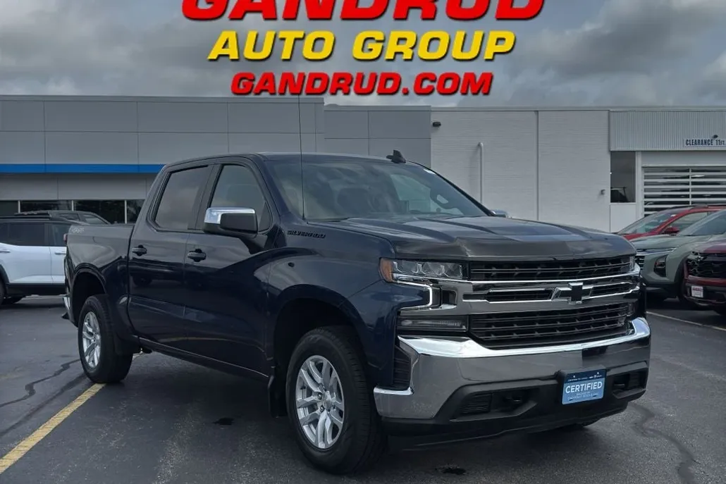 2022 Chevrolet Silverado 1500 LT photo 1