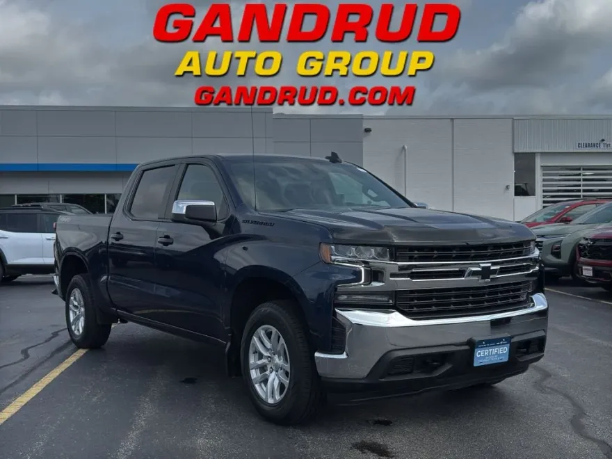 2022 Chevrolet Silverado 1500 LT photo 1