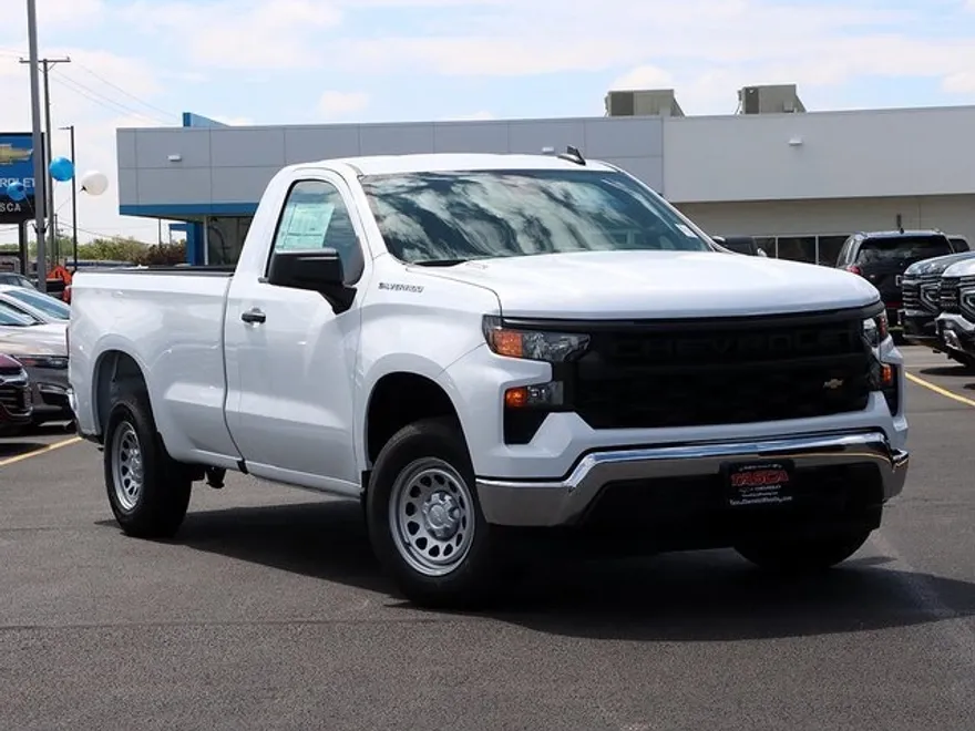 2025 Chevrolet Silverado 1500 photo 1
