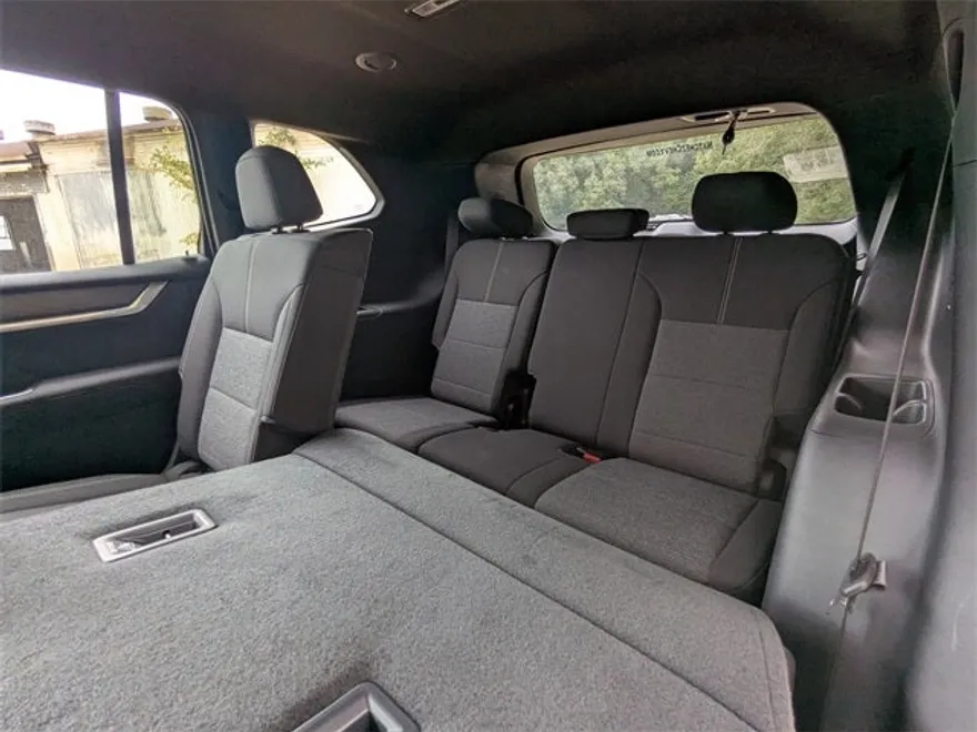 2025 Gmc Acadia Elevation photo 1
