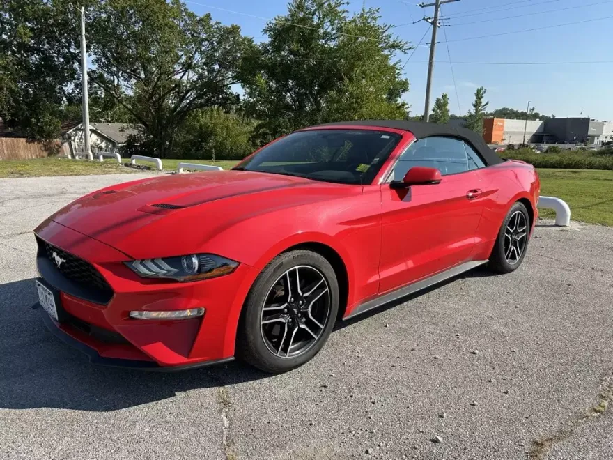 2018 Ford Mustang EcoBoost Premium photo 1