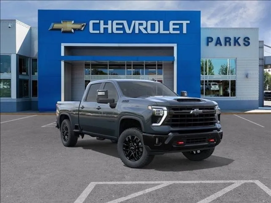 2025 Chevrolet Silverado 2500HD LT photo 1