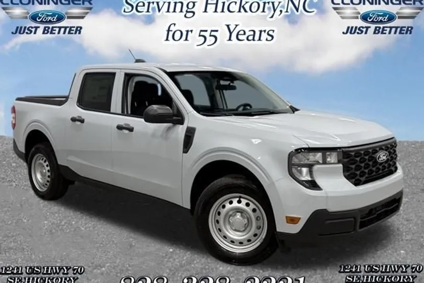 2025 Ford Maverick XL photo 1