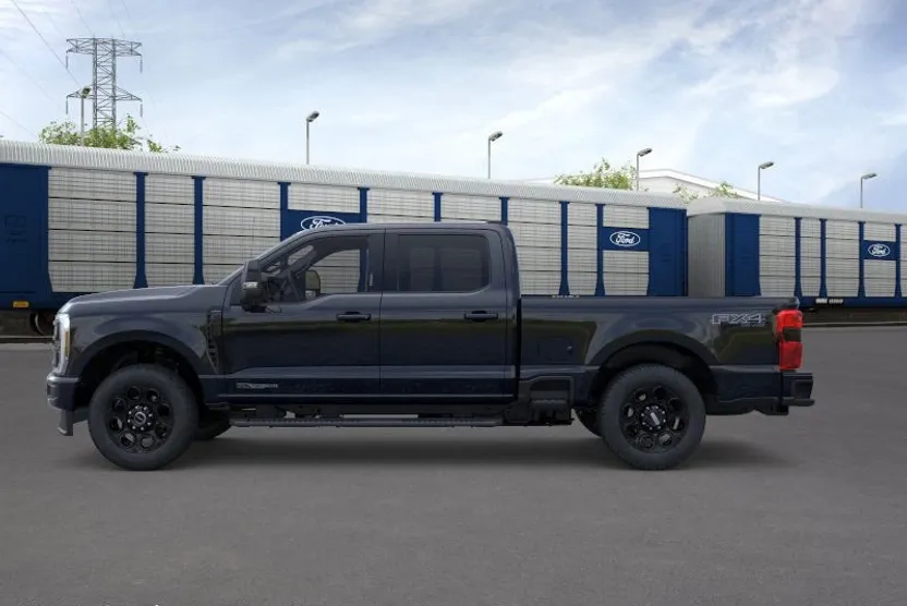 2026 Ford F-250 Lariat photo 1